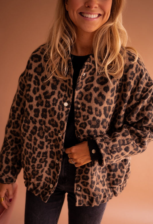 lisa-relaxed-fit-leopard-print-bomber-jacket-img1.jpg