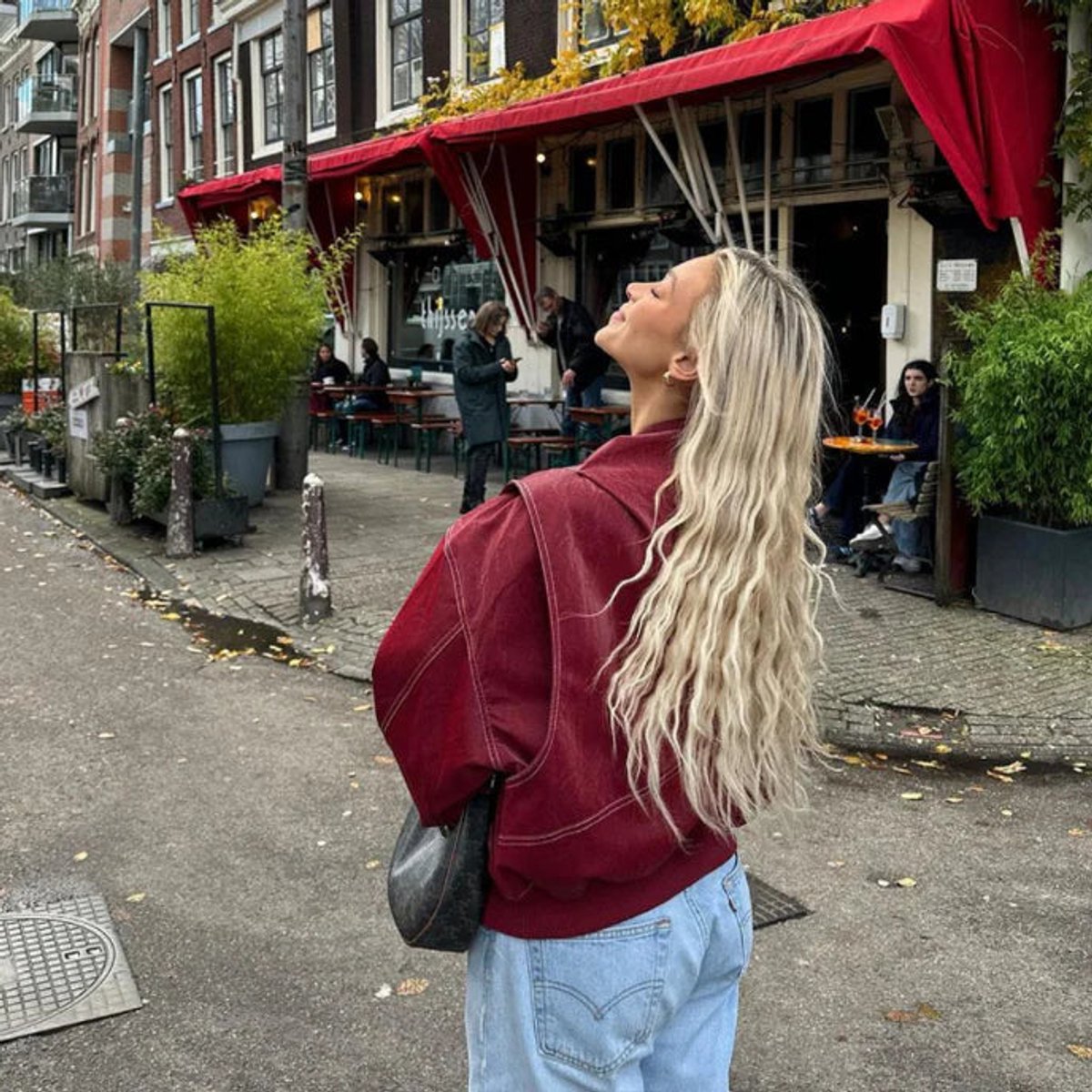 lisa-relaxed-fit-quilted-bomber-jacket-img11.jpg