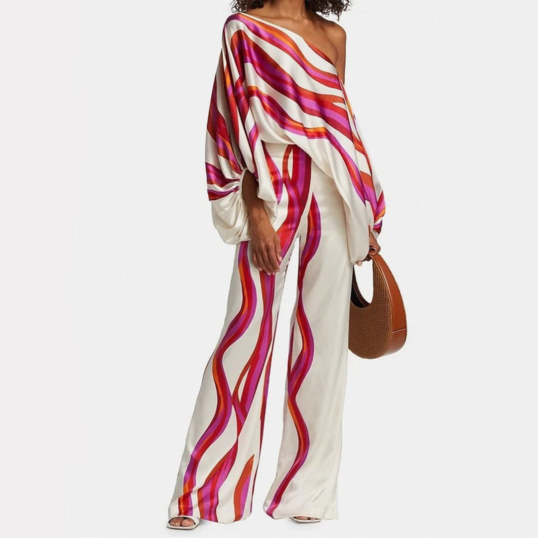 lisa-sophisticated-two-piece-set-img2.jpg