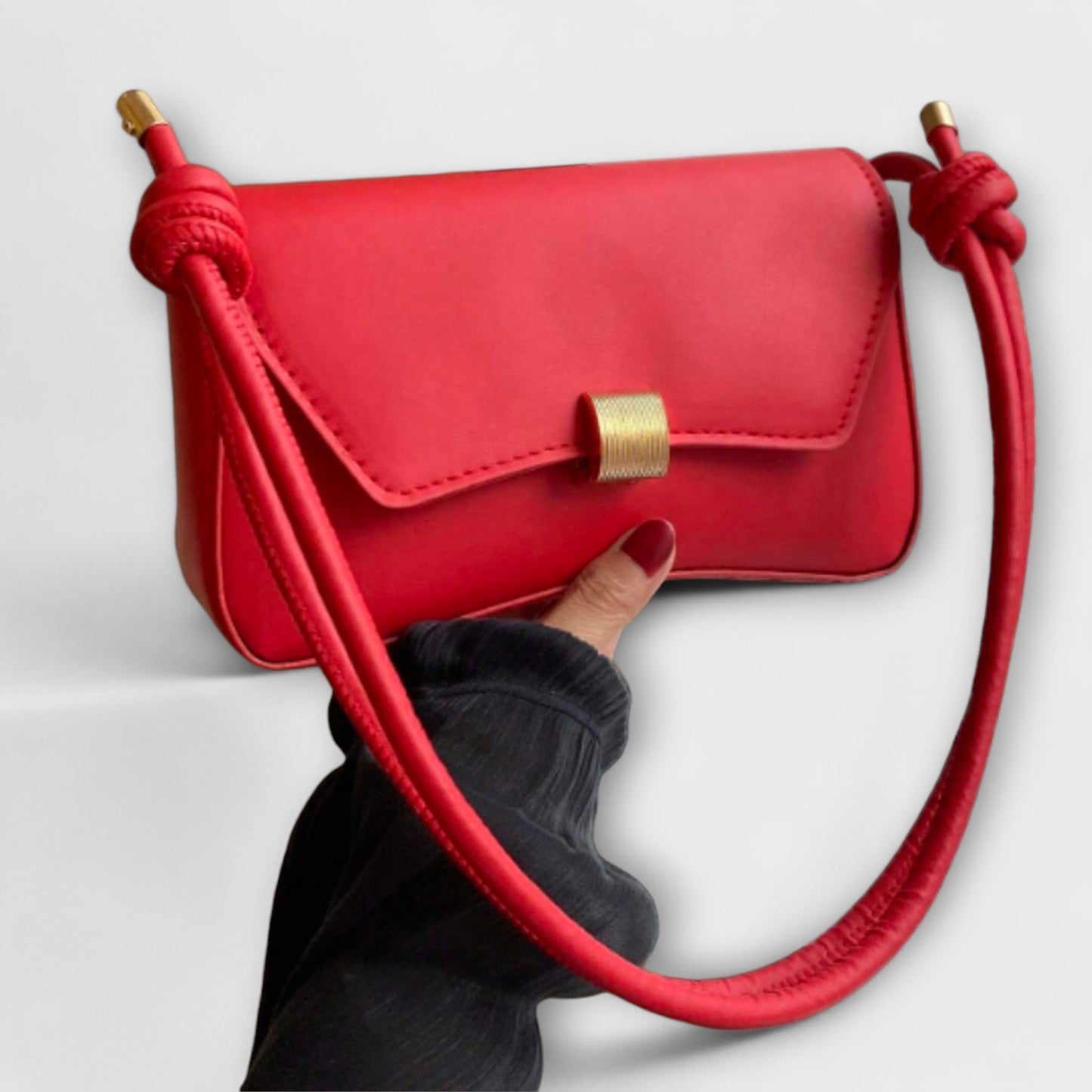 margaret-sophisticated-shoulder-bag-img2.jpg