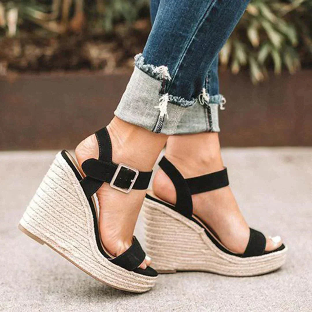maria-comfortable-adjustable-buckle-wedge-sandals-img2.webp