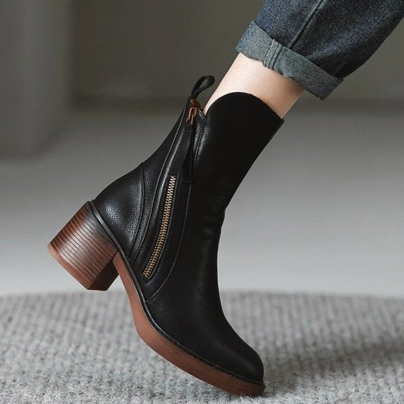 mary-classic-ankle-boots-img6.webp