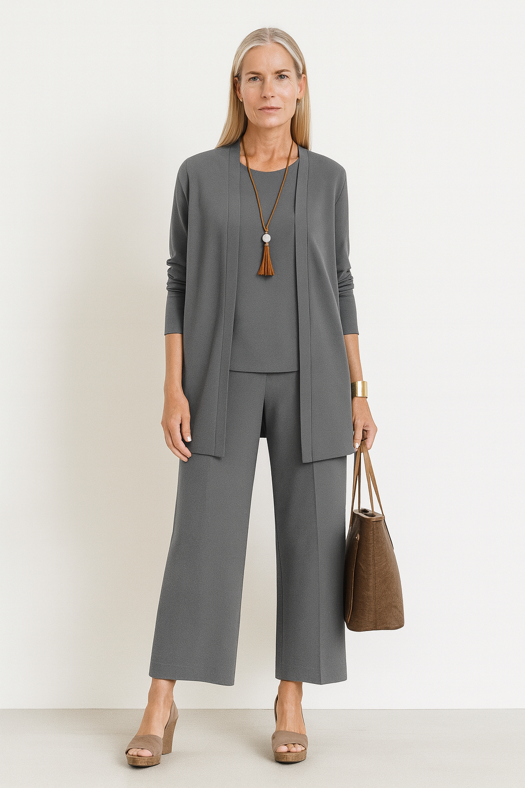 mary-sophisticated-three-piece-set-img1.png