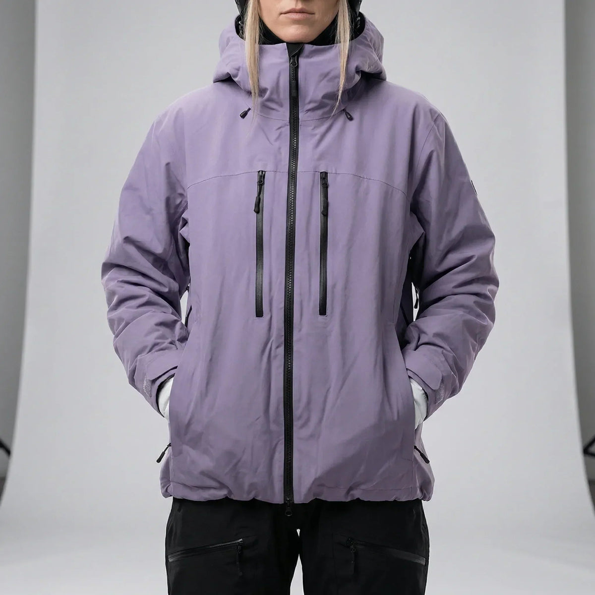 megan-lightweight-hooded-ski-jacket-img1.webp