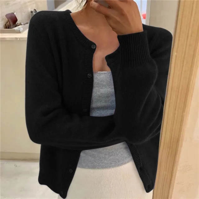 michelle-relaxed-fit-button-front-cardigan-img2.png