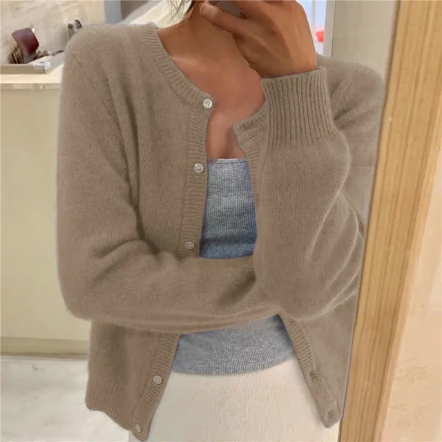 michelle-relaxed-fit-button-front-cardigan-img5.png