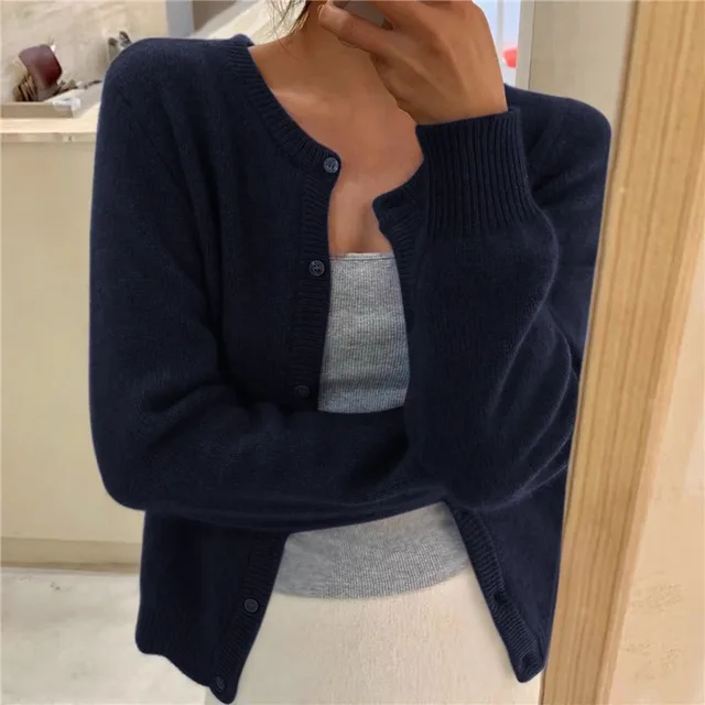 michelle-relaxed-fit-button-front-cardigan-img9.png