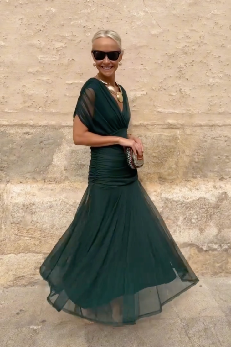 pamela-elegant-v-neck-maxi-dress-fantasy-party-gown-img5.png