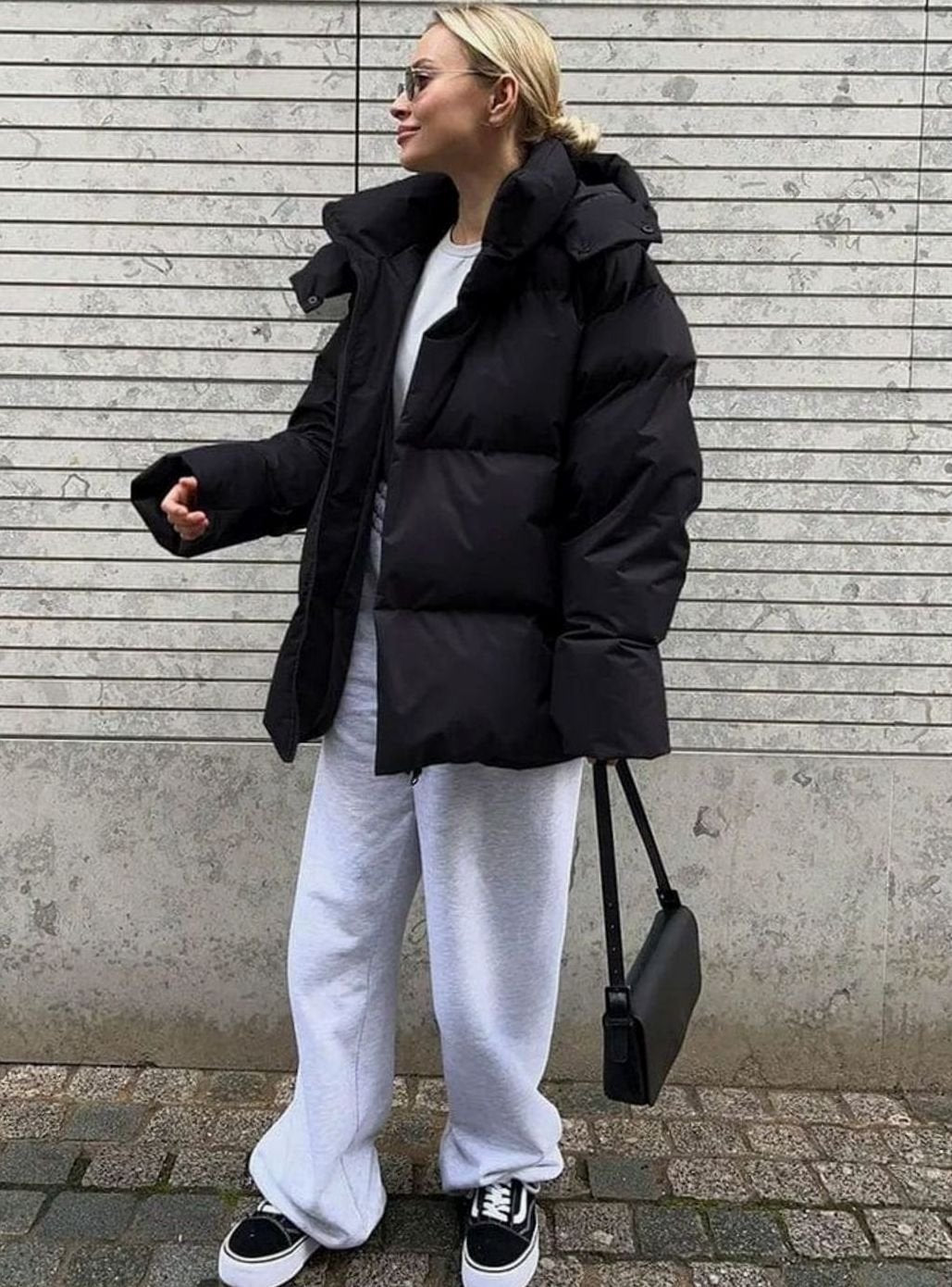 sarah-relaxed-fit-hooded-zip-up-puffer-jacket-img5.jpg