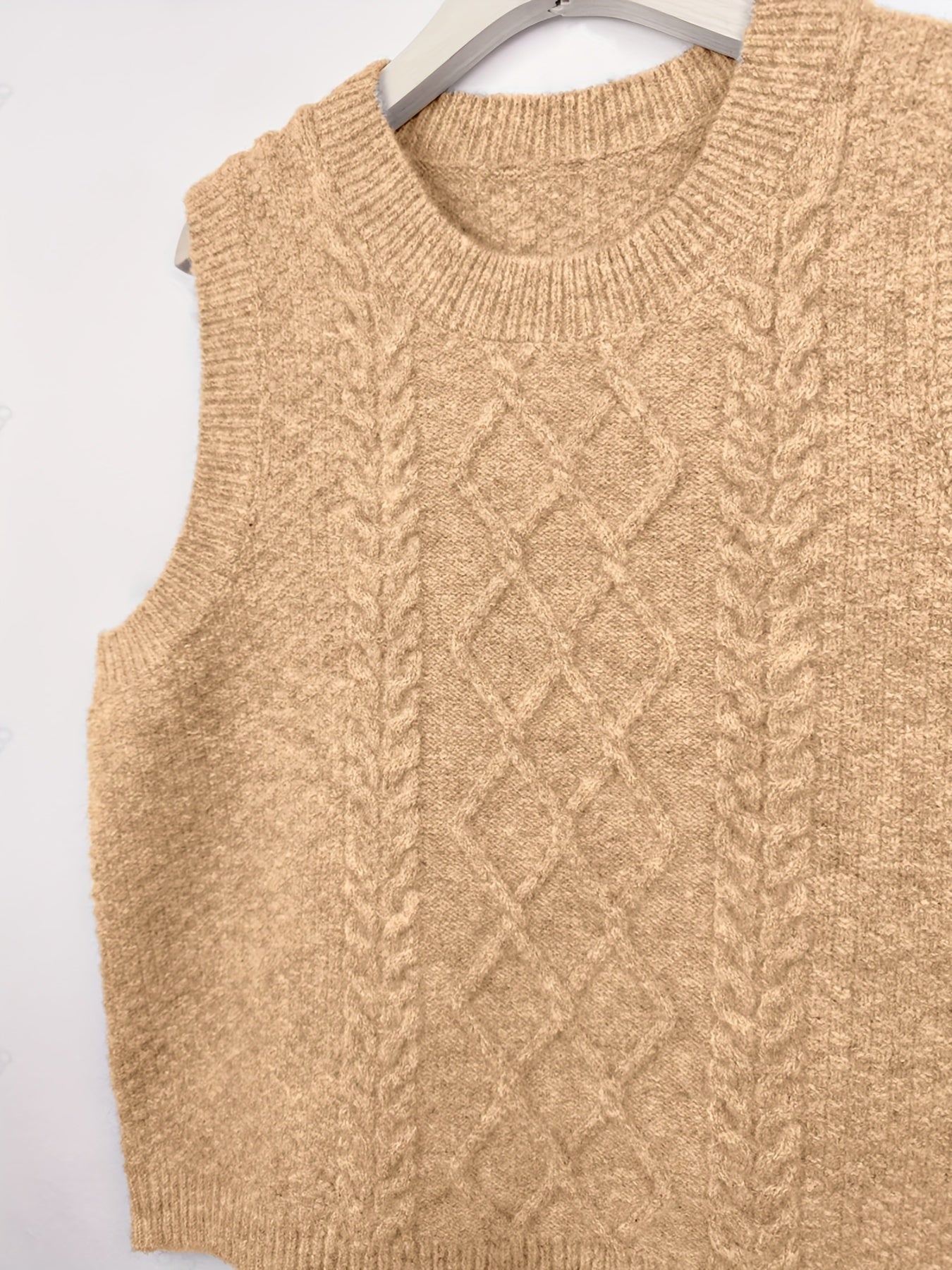 shirley-classic-cable-knit-sweater-vest-img4.jpg