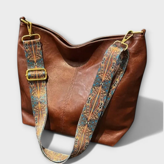 stephanie-minimalist-shoulder-bag-with-unique-strap-img1.jpg