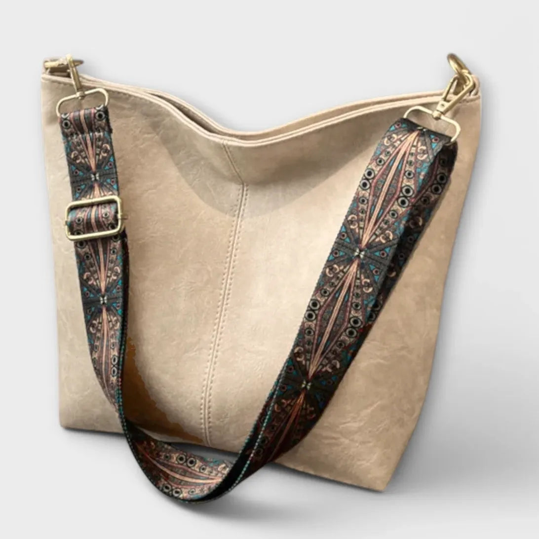 stephanie-minimalist-shoulder-bag-with-unique-strap-img5.webp