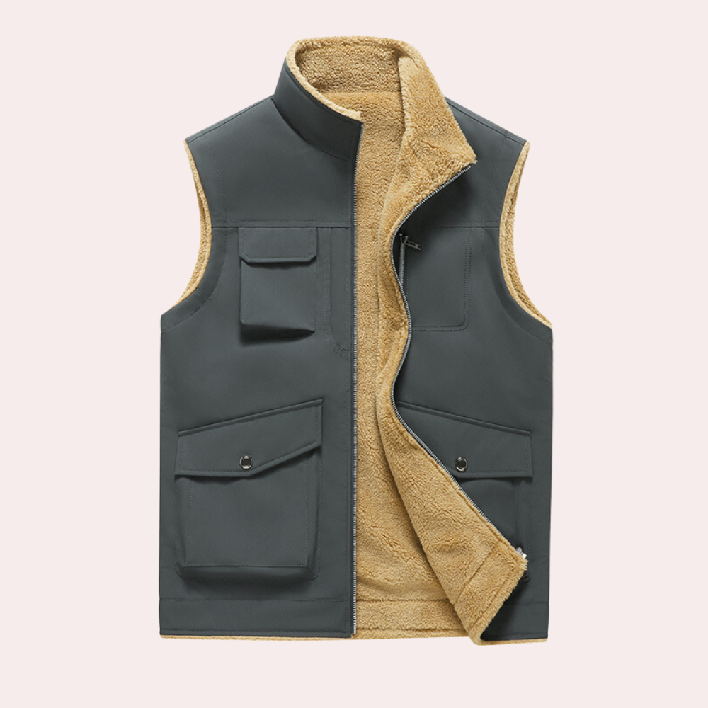 thomas-comfortable-cardigan-img1.png
