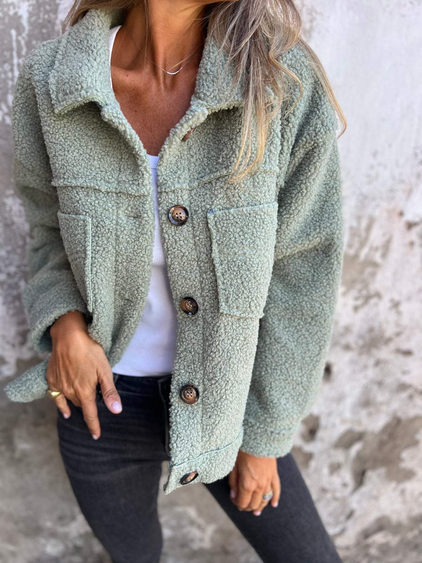 virginia-relaxed-fit-thick-cardigan-jacket-img1.jpg