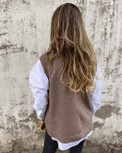 vyn-elegant-waistcoat-img3.png