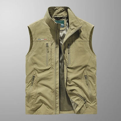 walter-lightweight-multi-pocket-cargo-gilet-img4.jpg